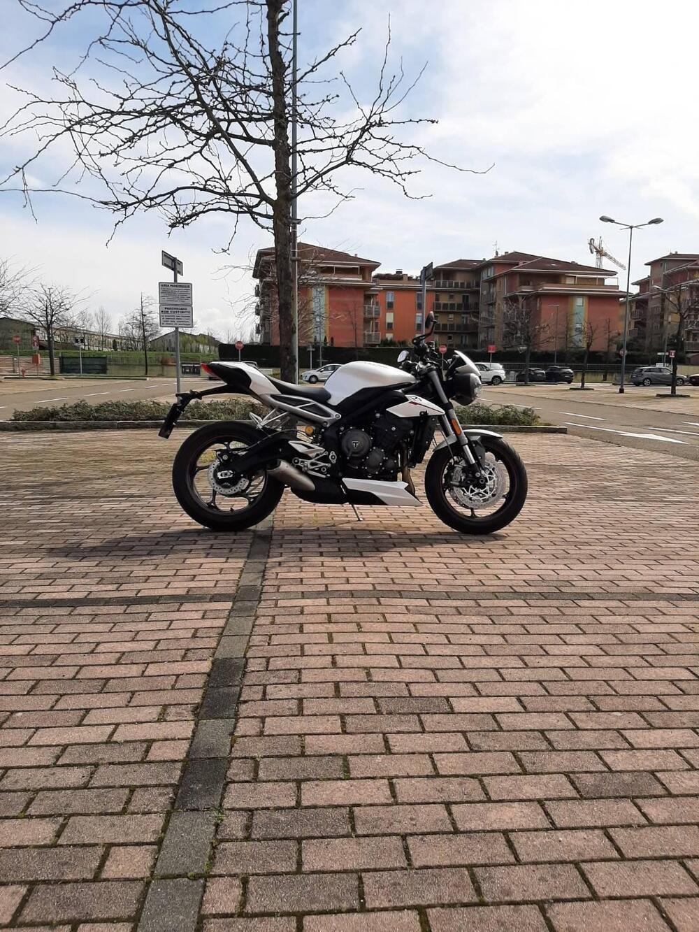 Triumph Street Triple RS (2017 - 19) (7)