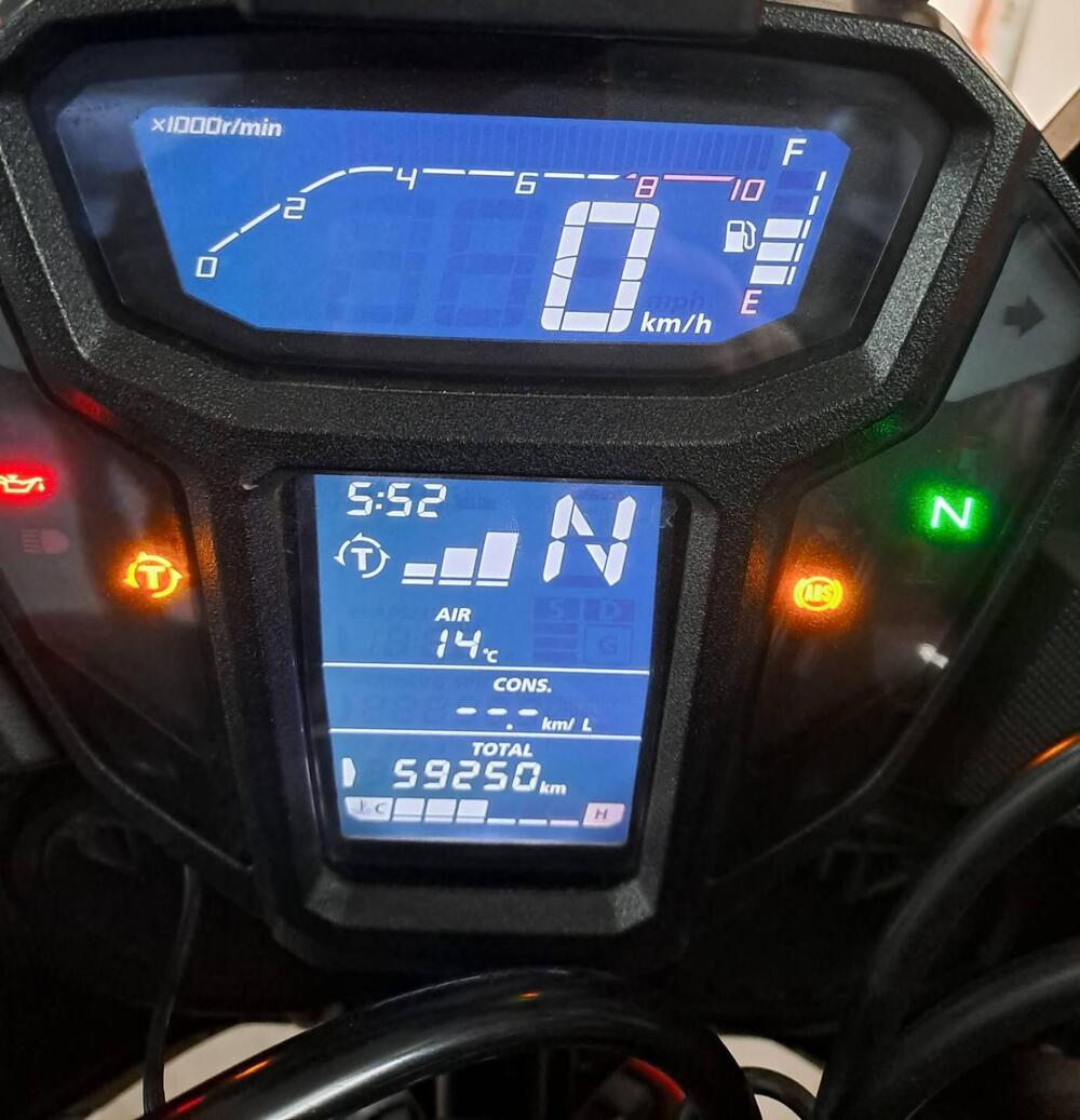 Honda Africa Twin CRF 1000L (2016 - 17) (3)