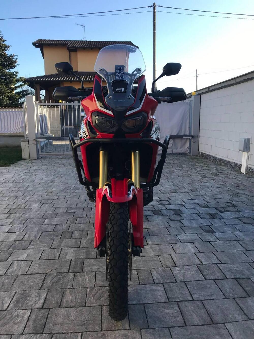 Honda Africa Twin CRF 1000L (2016 - 17) (6)