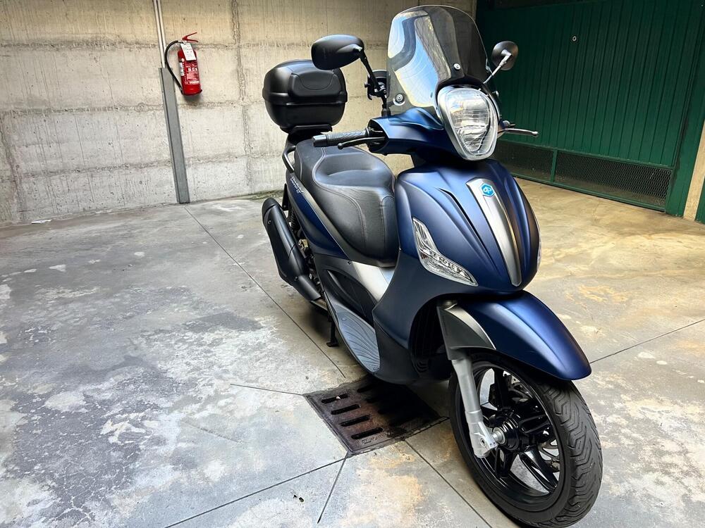 Piaggio Beverly 350 Police ABS-ASR (2018 - 20) (8)