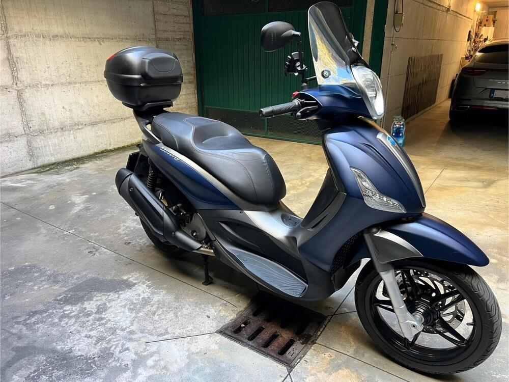 Piaggio Beverly 350 Police ABS-ASR (2018 - 20) (9)