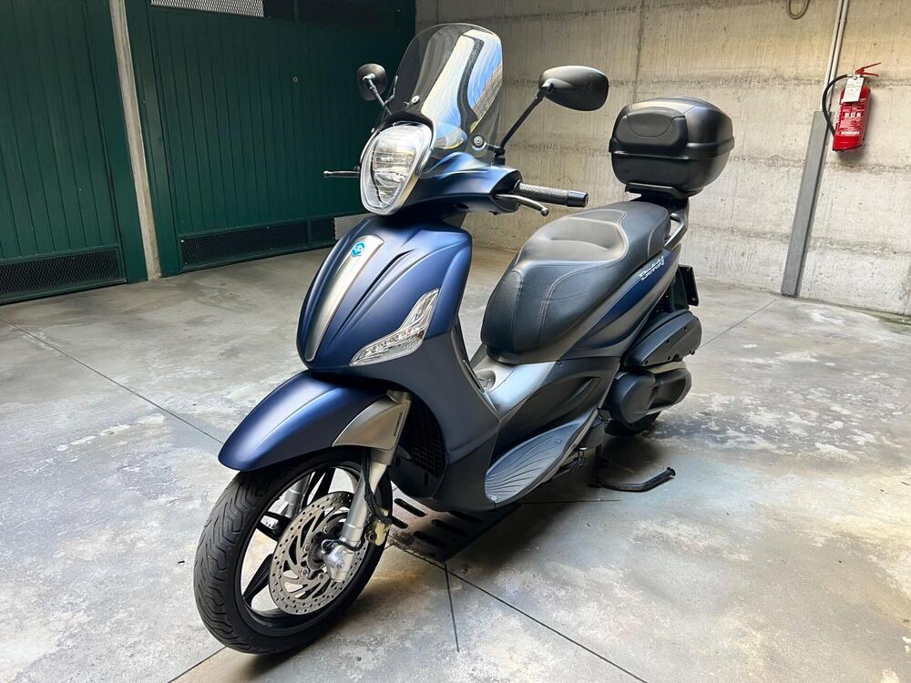 Piaggio Beverly 350 Police ABS-ASR (2018 - 20) (12)