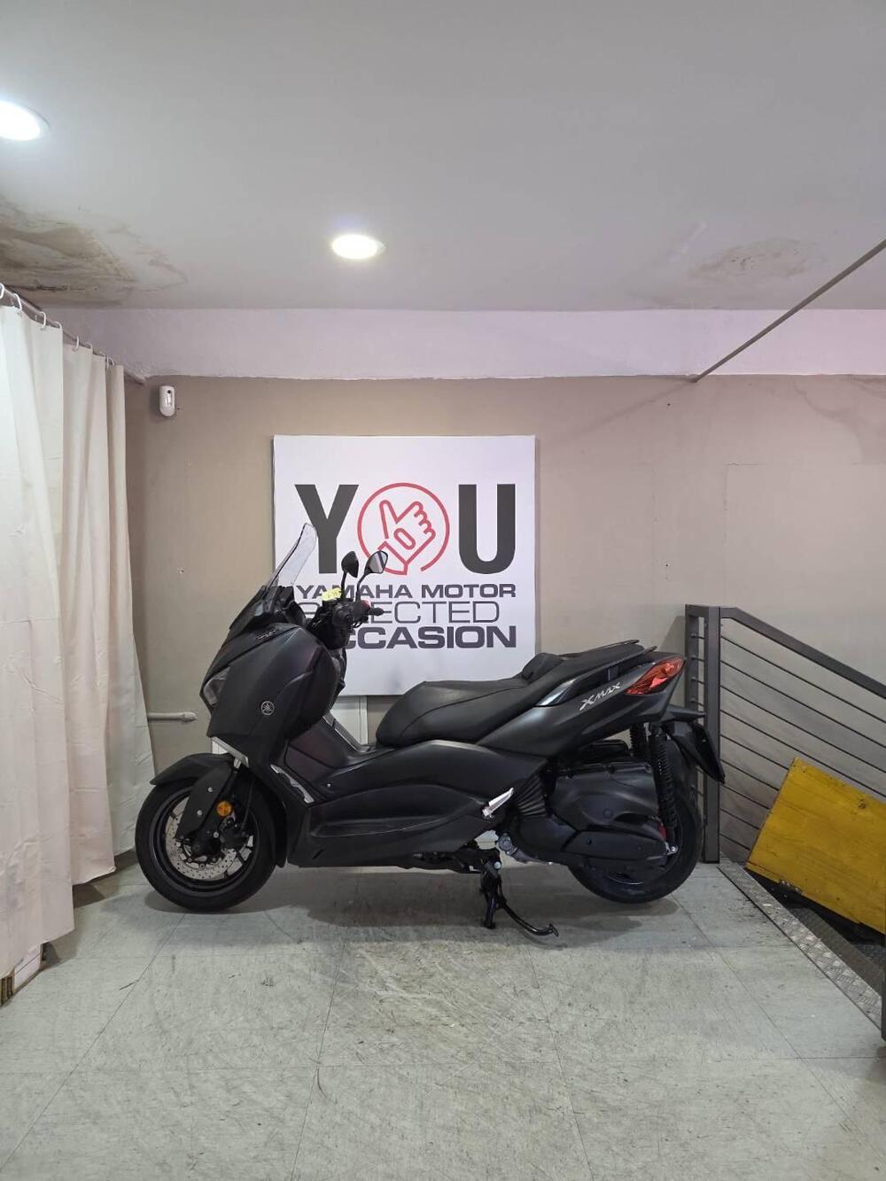 Yamaha X-Max 400 Tech Max (2020) (2)
