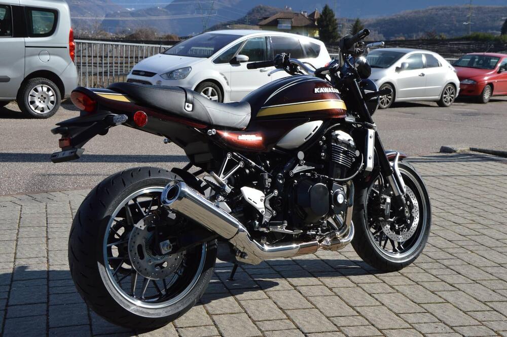 Kawasaki Z 900 RS (2026) (3)