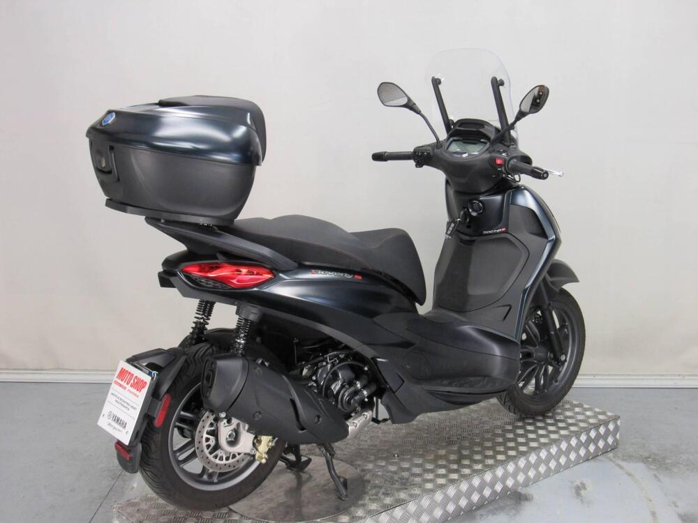Piaggio Beverly 300 S (2021) (6)