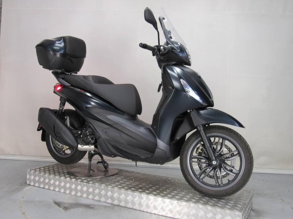 Piaggio Beverly 300 S (2021) (8)