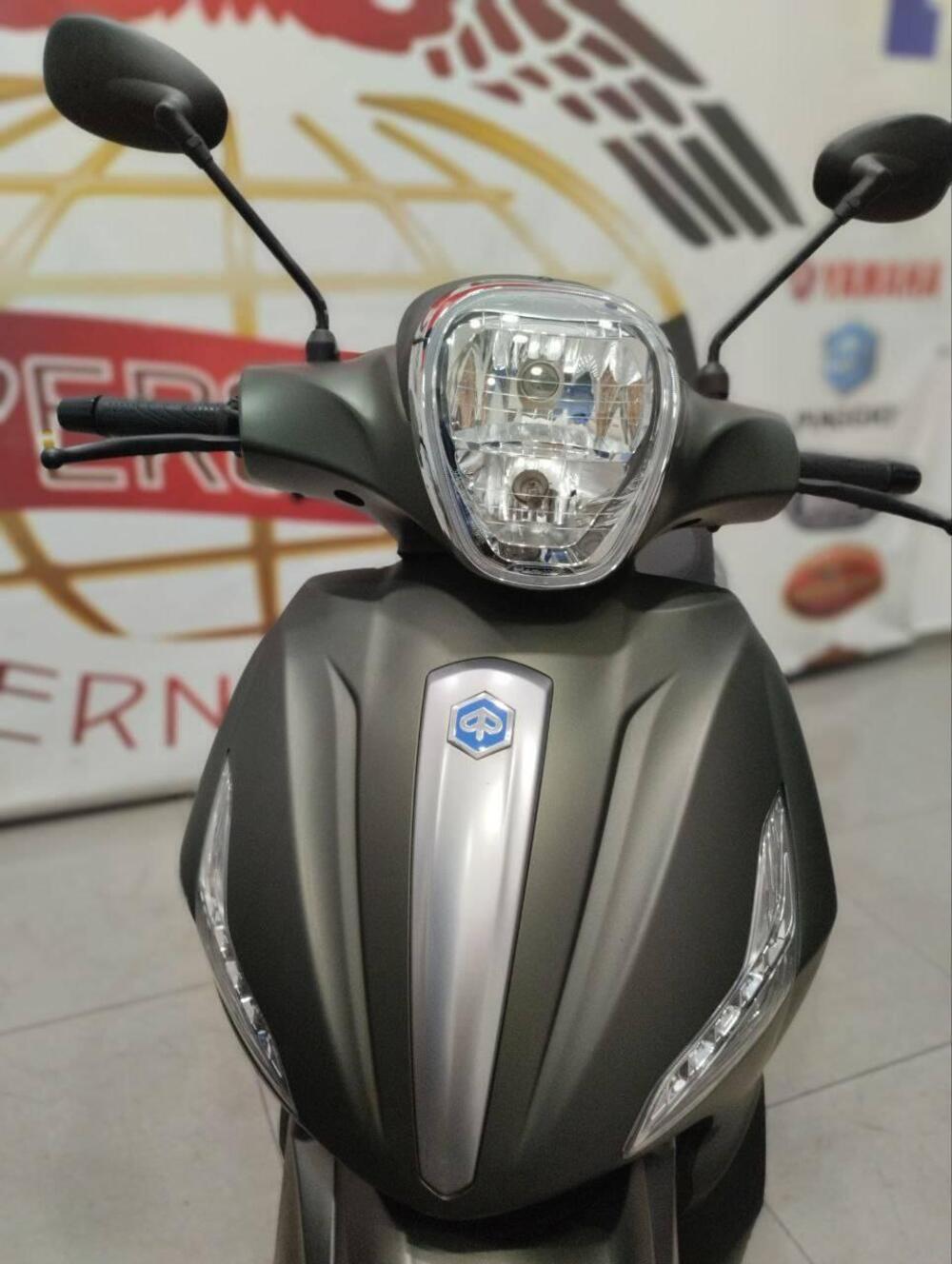 Piaggio Beverly 350 S ABS (2019 - 20) (4)