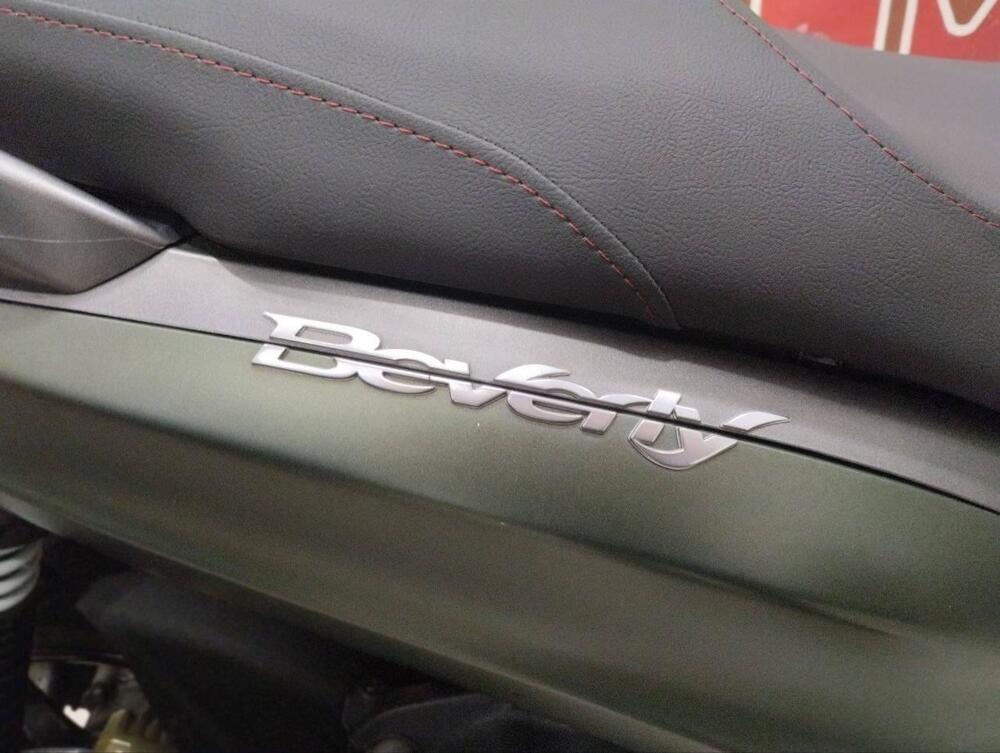 Piaggio Beverly 350 S ABS (2019 - 20) (5)