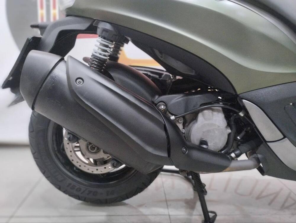 Piaggio Beverly 350 S ABS (2019 - 20) (8)