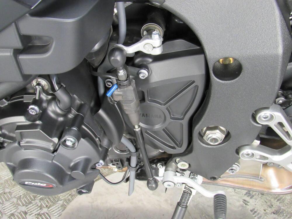 Yamaha MT-10 (2017 - 20) (13)