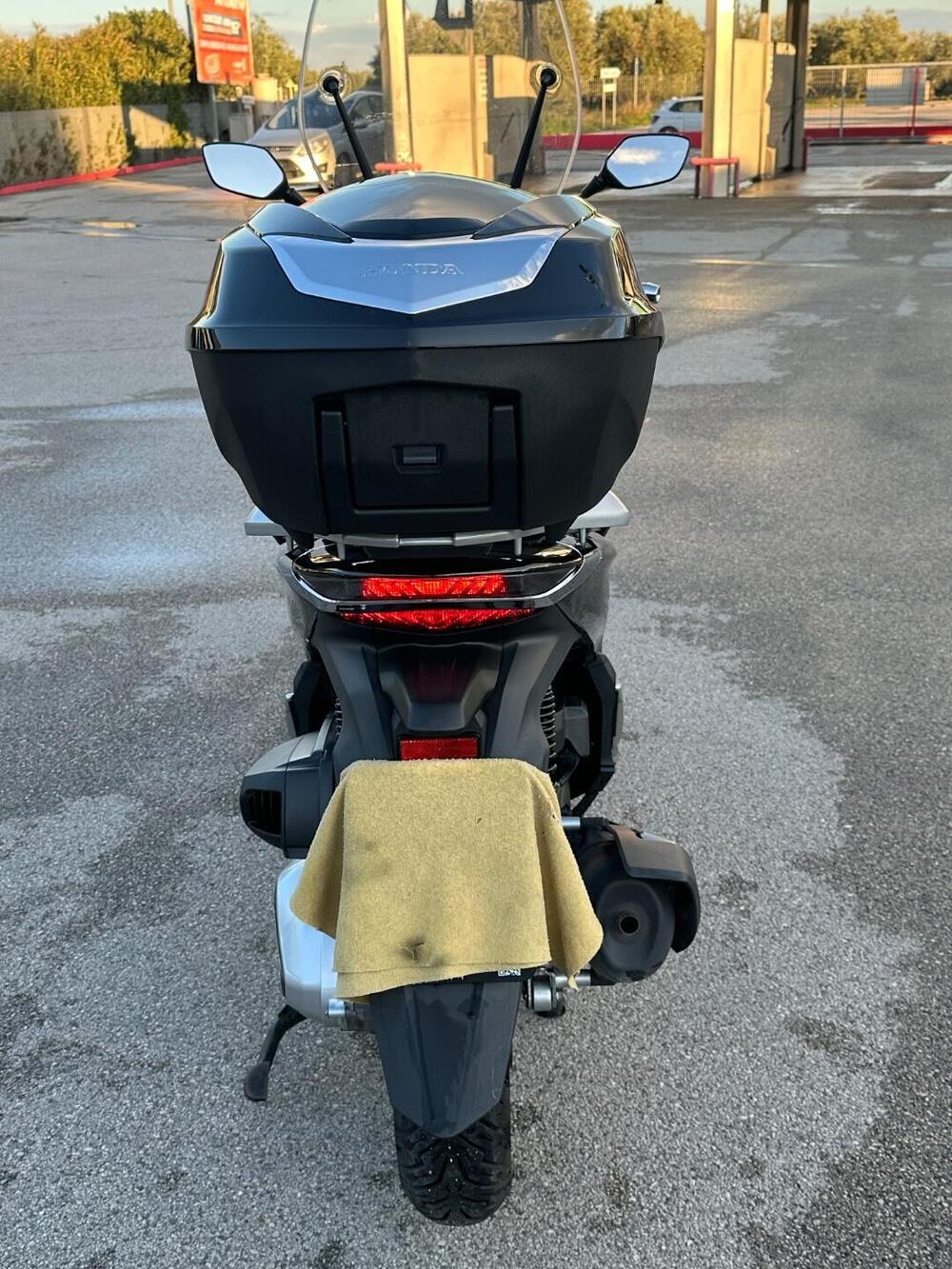 Honda SH 350 (2021 - 24) (6)