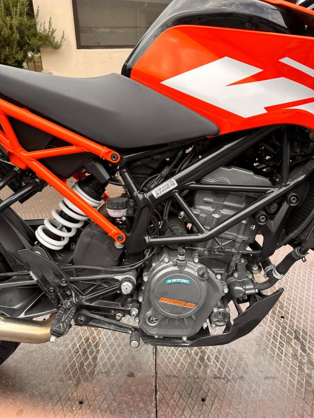 KTM 125 Duke ABS (2017 - 20) (9)
