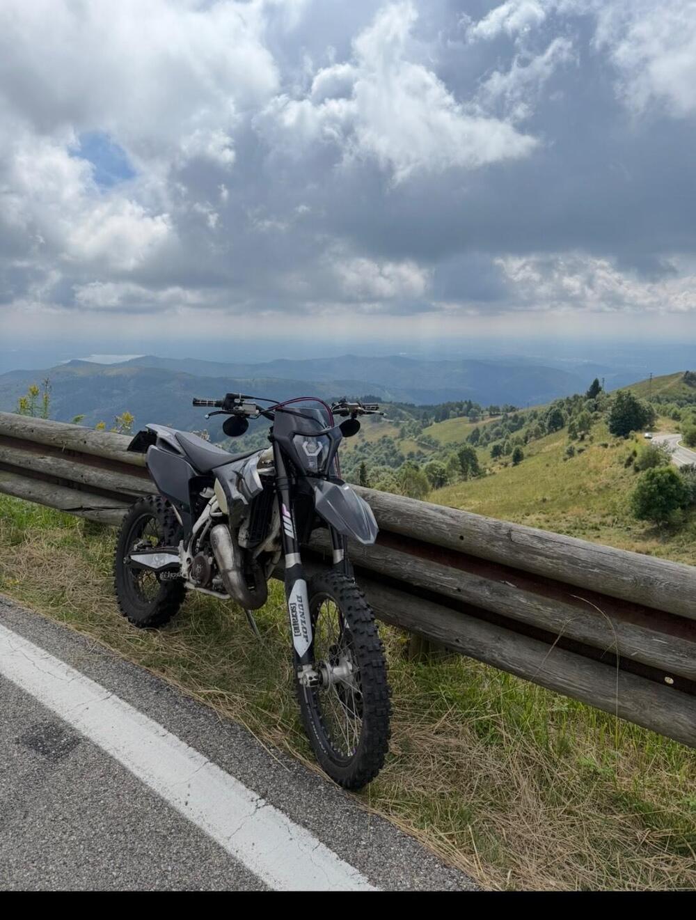 Husqvarna TE 125 (2015) (2)