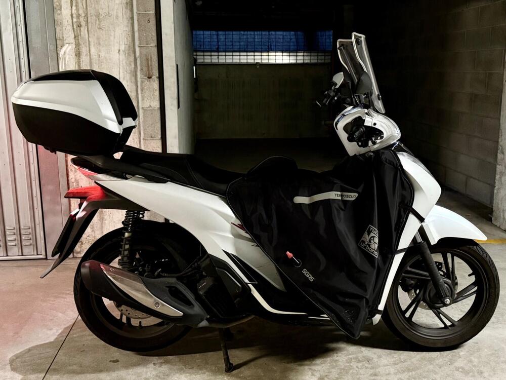 Honda SH 150i Sport (2022 - 23) (5)