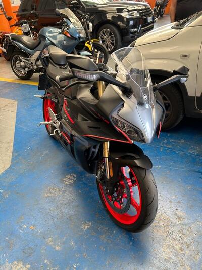 CFMOTO 450SR-S (2024 - 26) usata