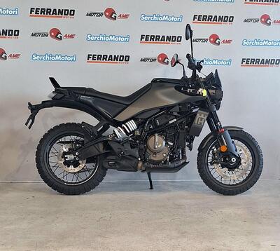 Husqvarna Svartpilen 401 (2024 - 26) nuova