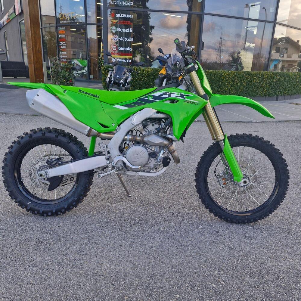 Kawasaki KX 450 (2025) (2)
