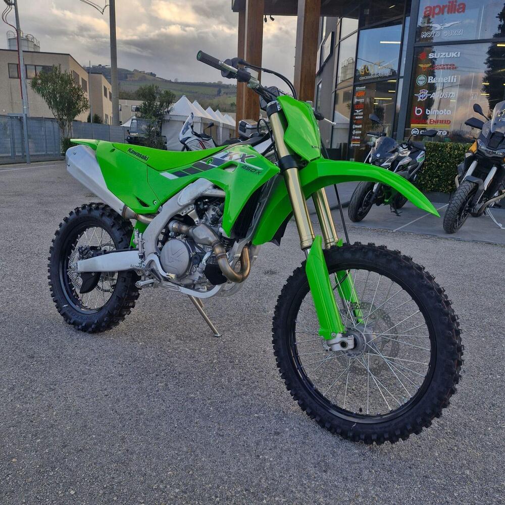 Kawasaki KX 450 (2025) (4)