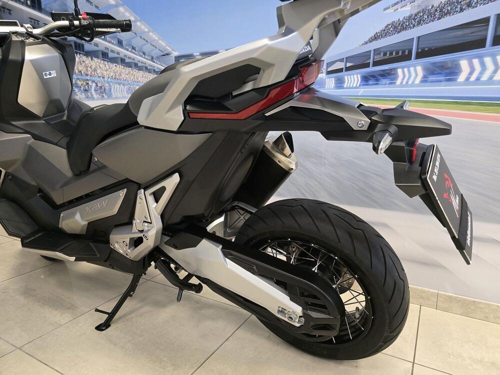 Honda X-ADV 750 (2017) (6)