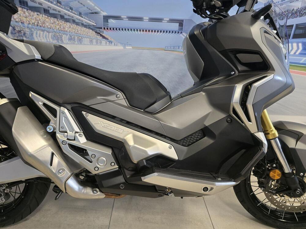 Honda X-ADV 750 (2017) (18)