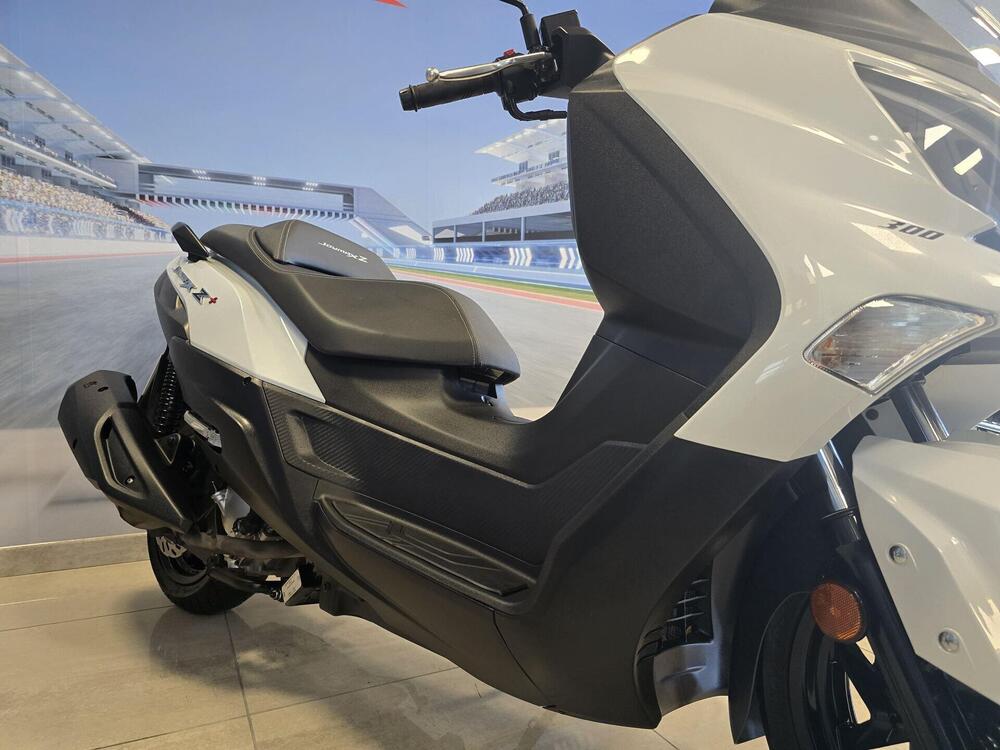 Sym Joymax 300 Z+ (2021 - 24) (14)