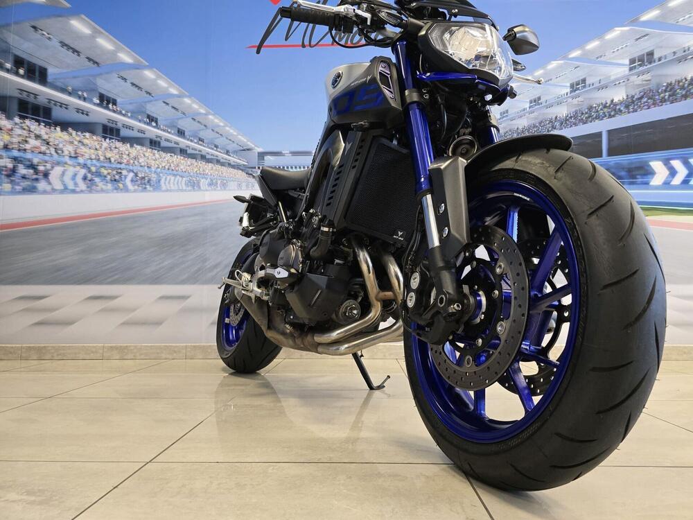 Yamaha MT-09 ABS (2016) (12)