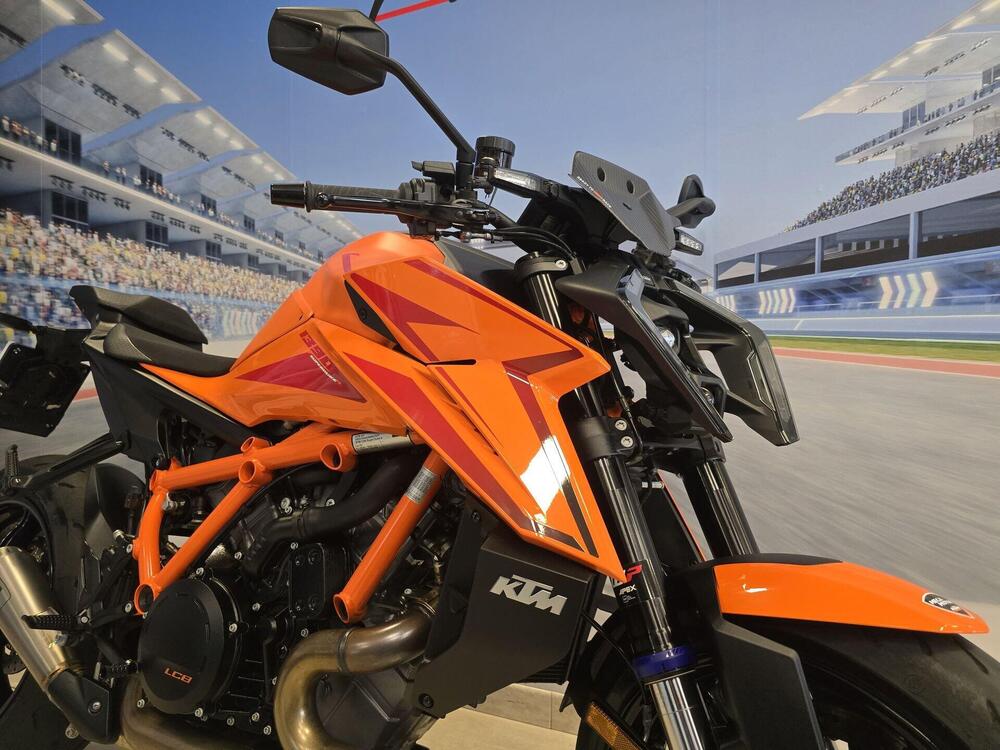 KTM 1390 Super Adventure R (2026) (19)