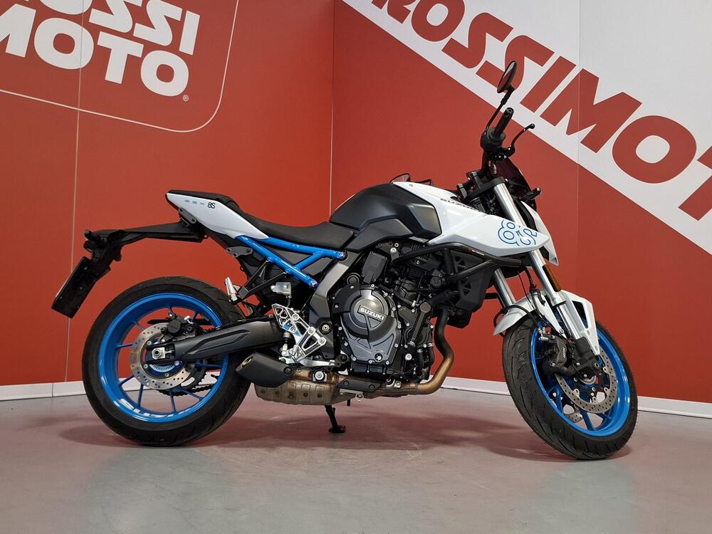Suzuki GSX-8S (2023 - 24) (2)