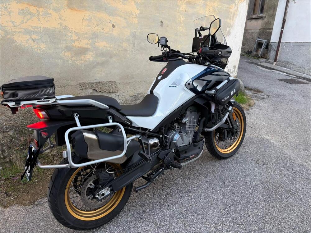 CFMOTO 800MT Explore (2023 - 26) (4)