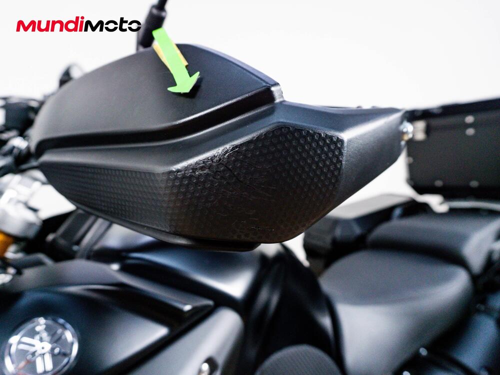 Yamaha XT1200Z Super Ténéré First Edition (2010 - 11) (14)