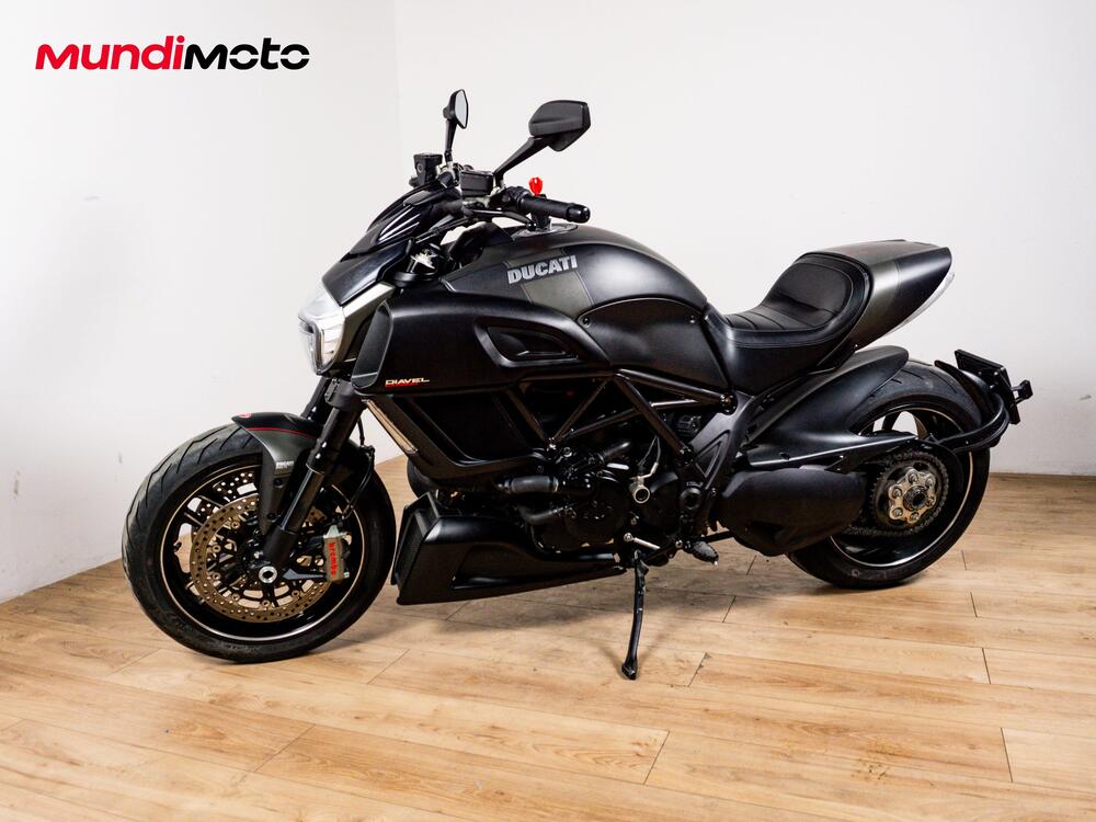 Ducati Diavel 1200 Carbon (2014 - 16) (8)