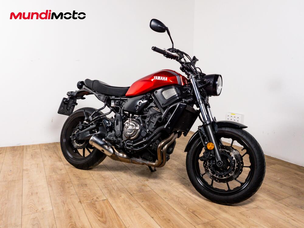 Yamaha XSR 700 (2021) (2)