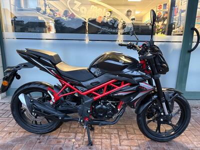 Benelli BN 125 (2021 - 25) usata