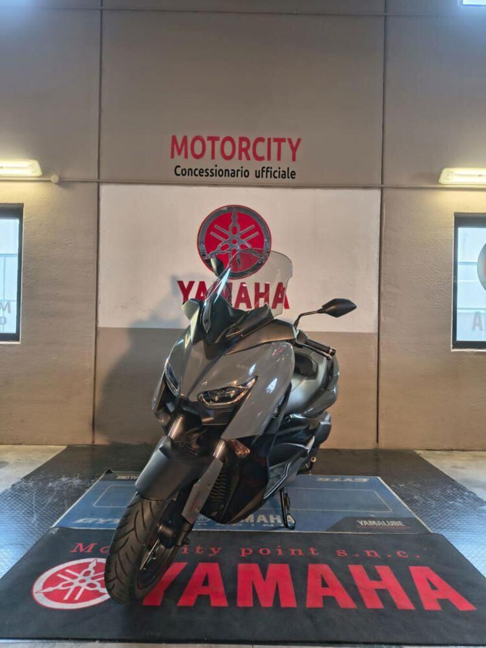 Yamaha X-Max 300 Tech Max (2021 - 24) (3)