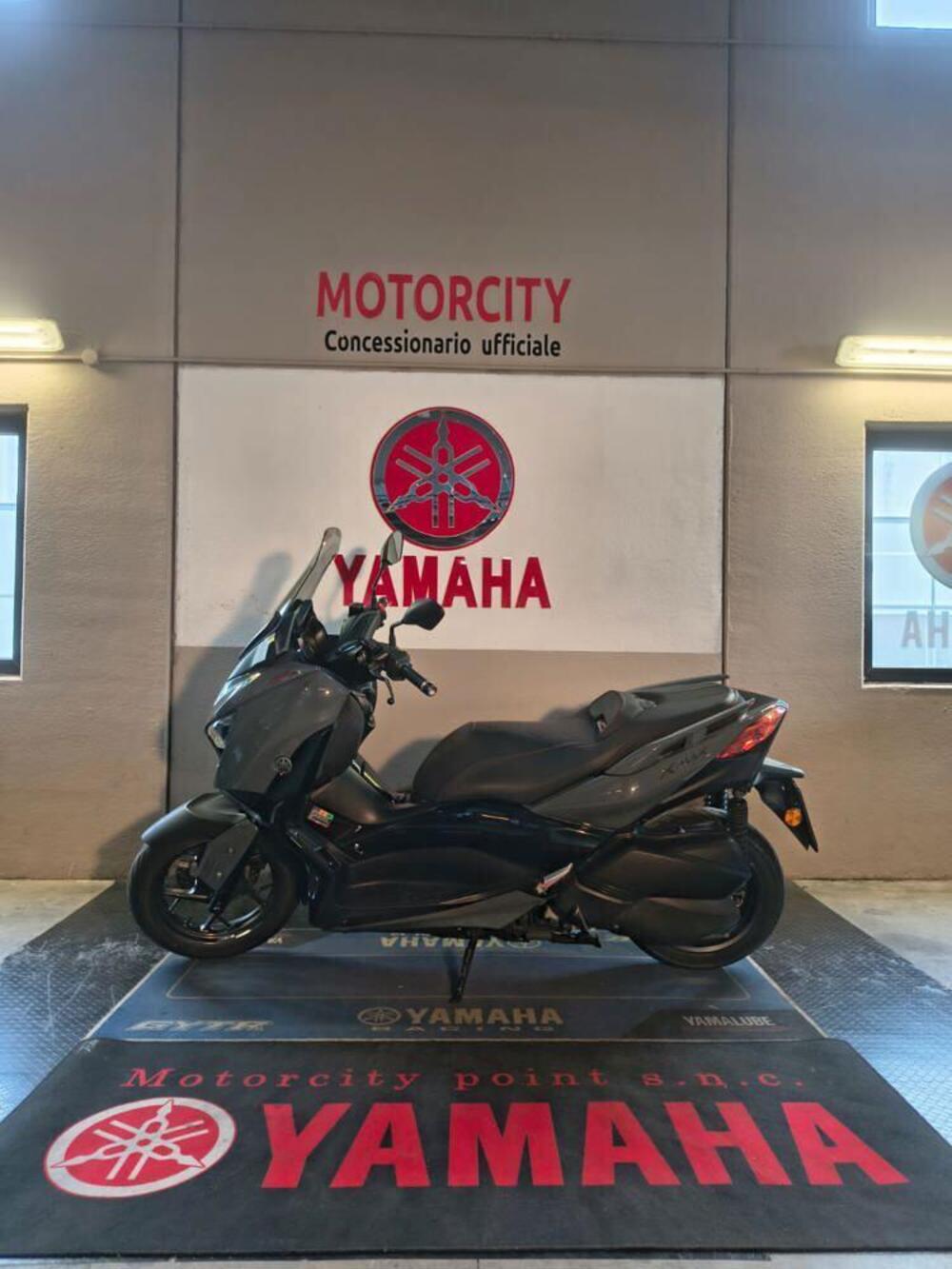 Yamaha X-Max 300 Tech Max (2021 - 24) (4)