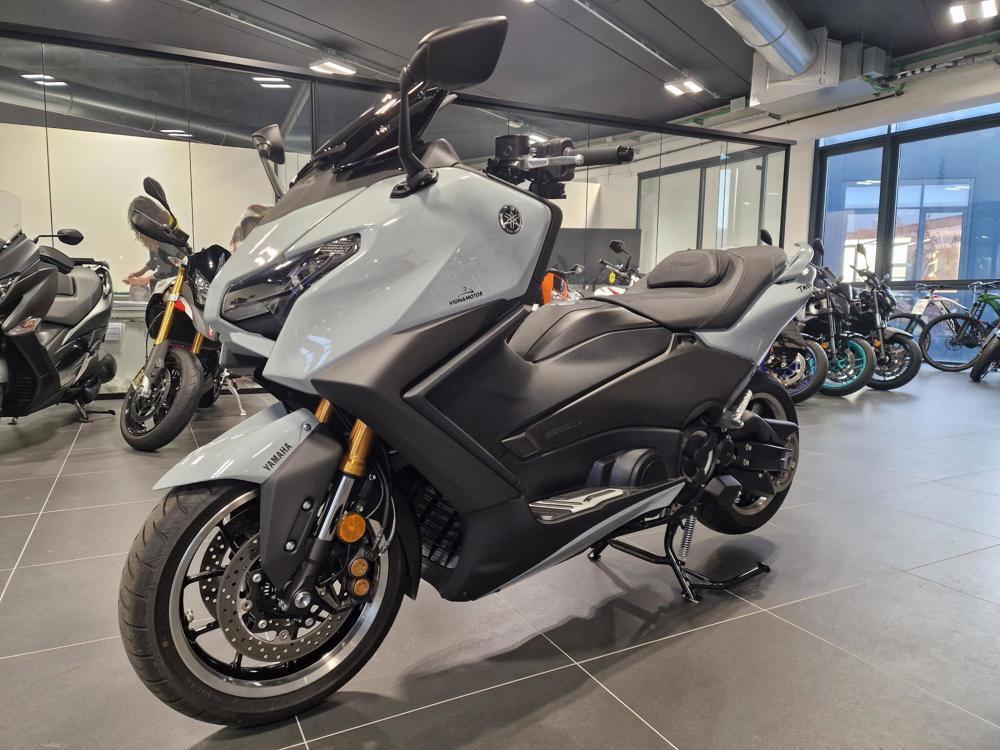Yamaha T-Max 560 Tech Max (2025 - 26)