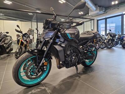 Yamaha MT-09 Y-AMT (2024 - 26) usata
