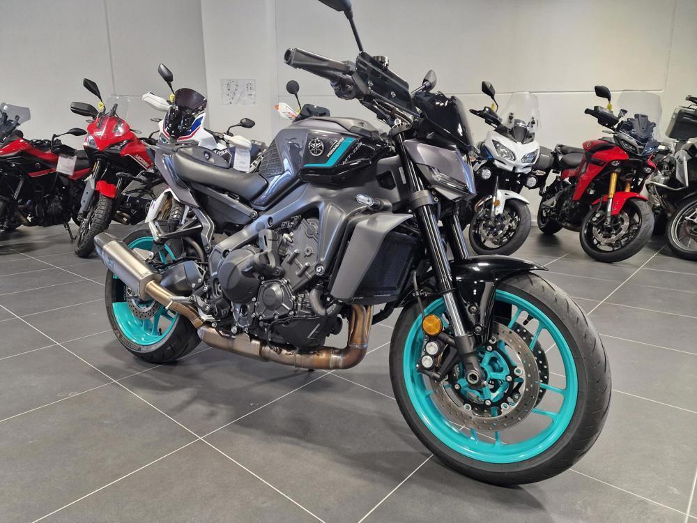 Yamaha MT-09 Y-AMT (2024 - 26) (3)