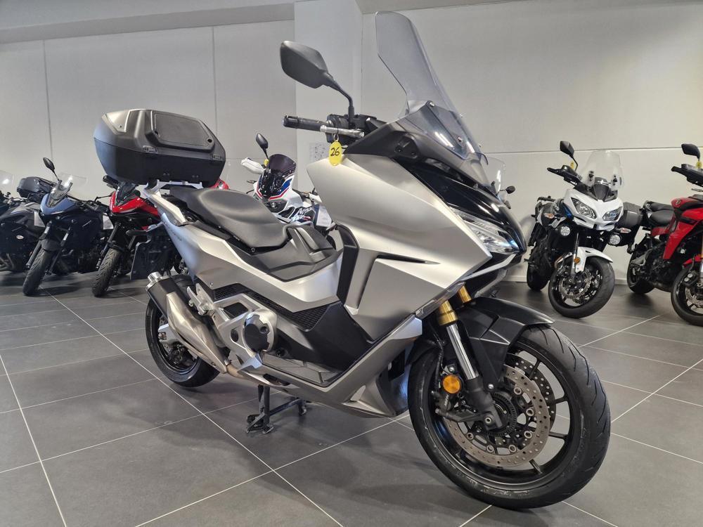 Honda Forza 750 DCT Urban (2021 - 24) (3)