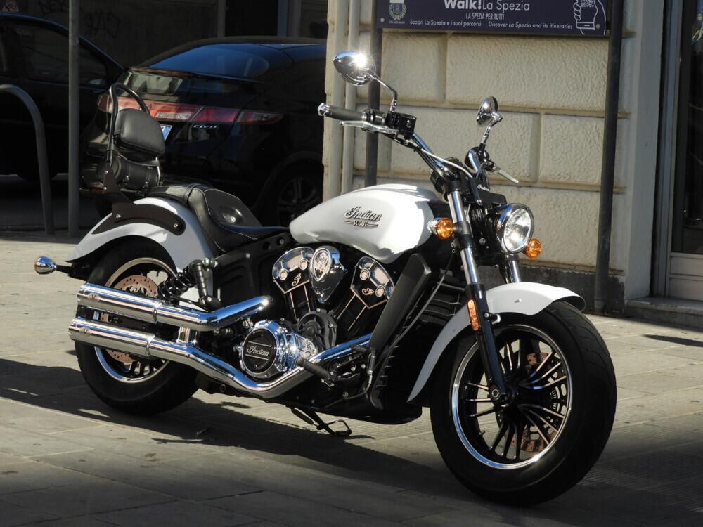Indian Scout 1133 Bobber (2021 - 25) (2)