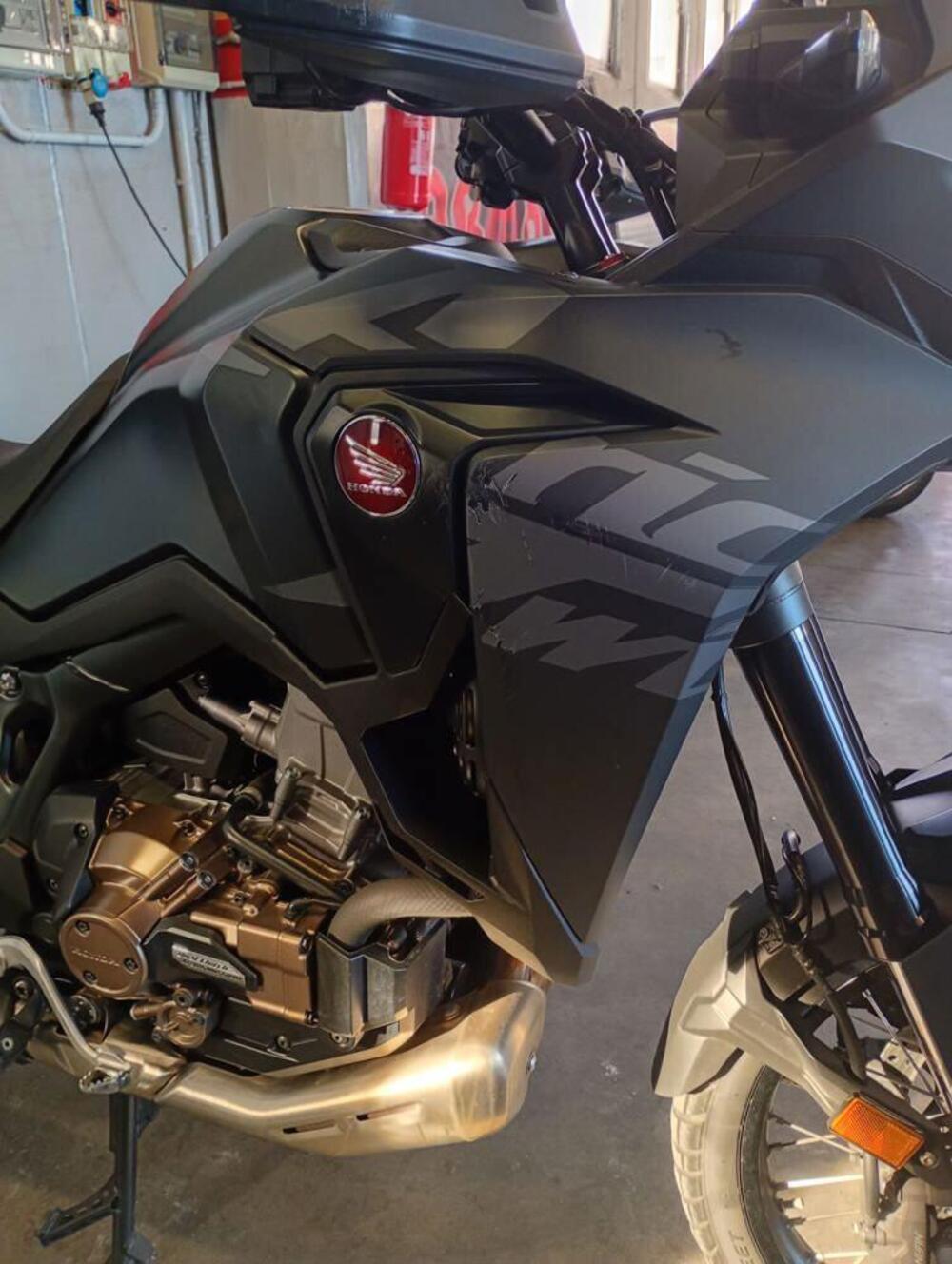 Honda Africa Twin CRF 1100L DCT (2022 - 23) (6)