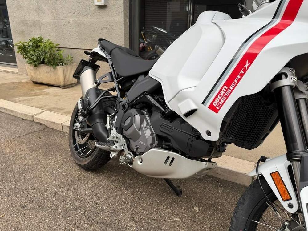 Ducati DesertX (2022 - 25) (4)
