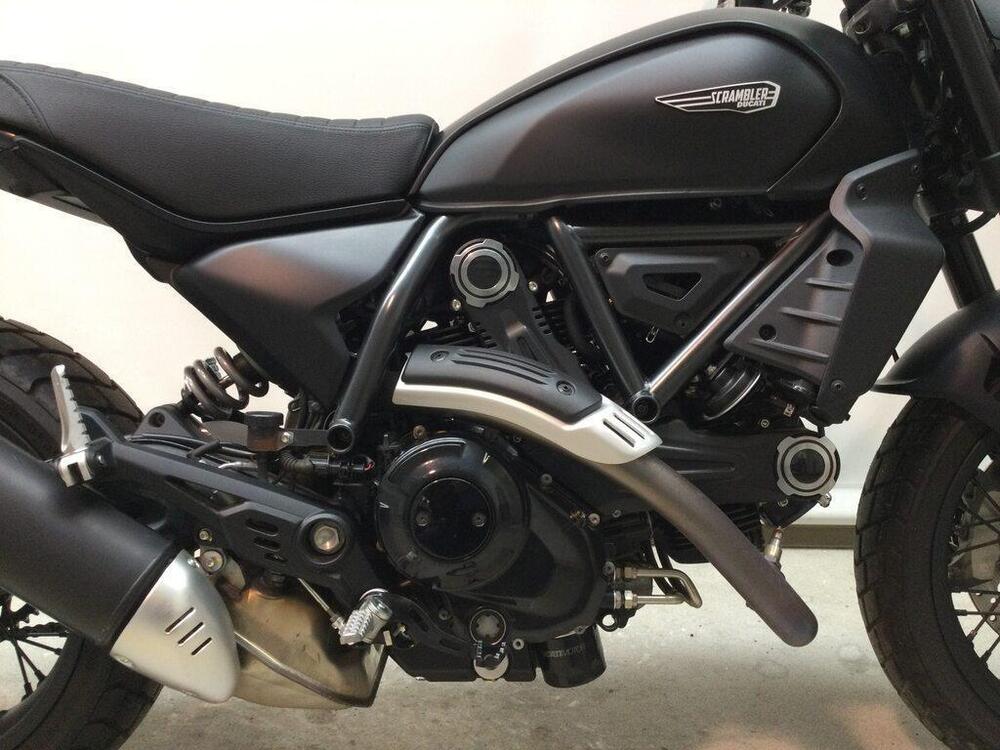 Ducati Scrambler 800 Icon Dark (2025 - 26) (6)