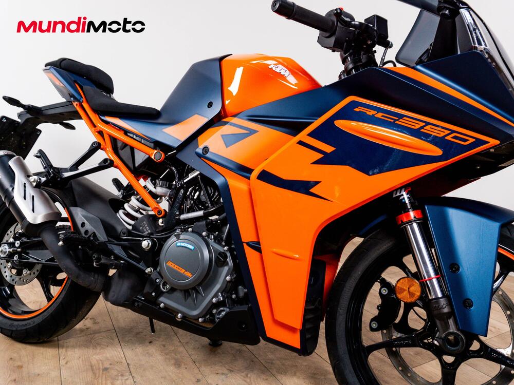 KTM RC 390 (2022 - 26) (5)