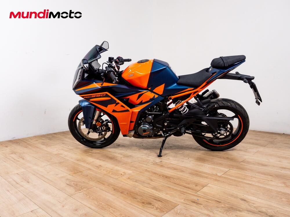 KTM RC 390 (2022 - 26) (6)
