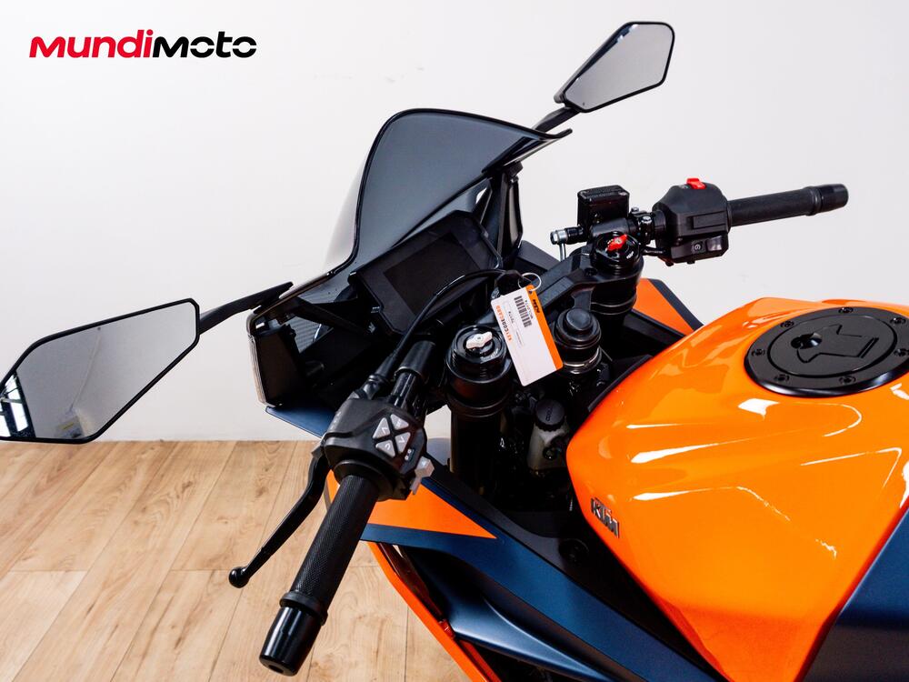 KTM RC 390 (2022 - 26) (11)