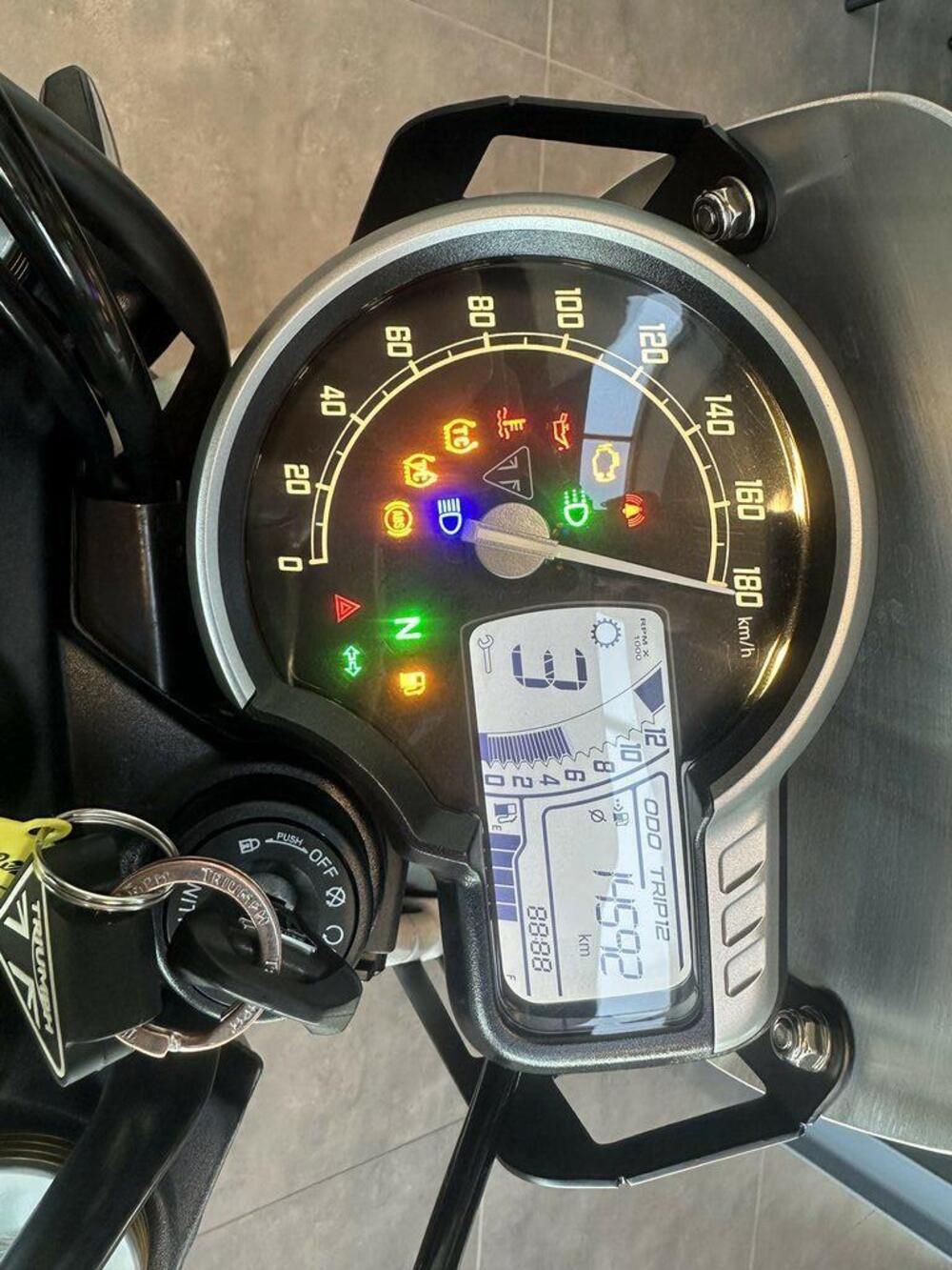 Triumph Scrambler 400 X (2024 - 26) (10)