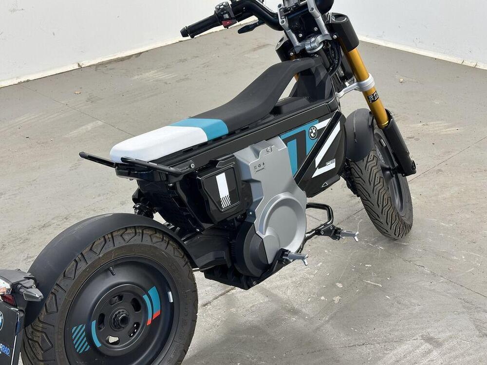 Bmw CE 02 AM (2024 - 26) (3)