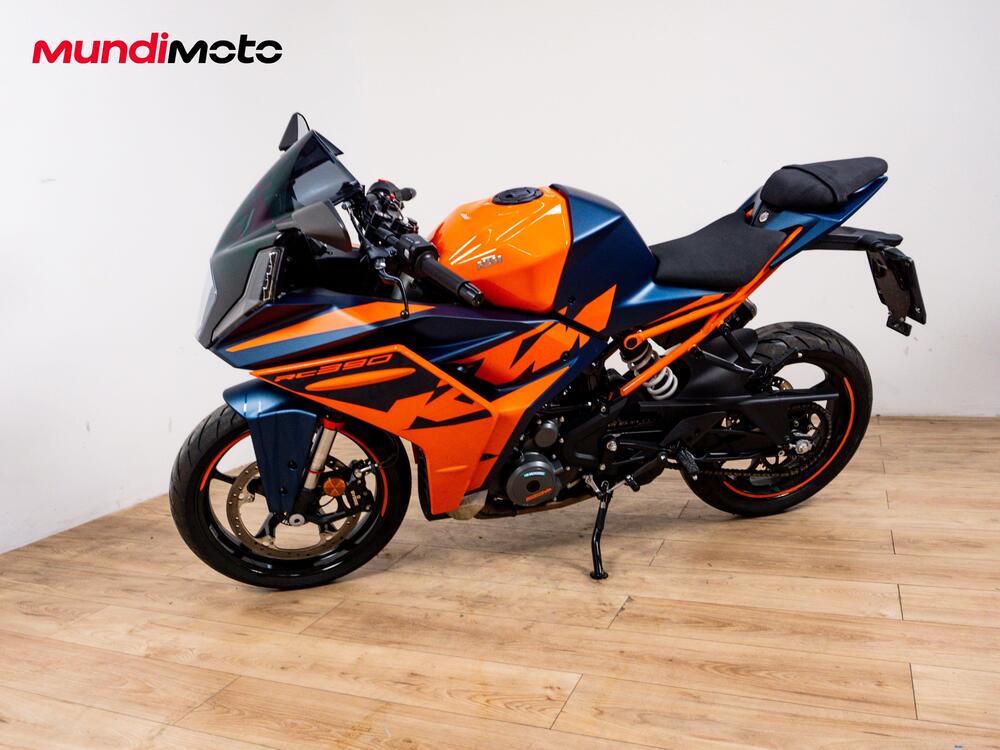 KTM RC 390 (2022 - 26) (8)