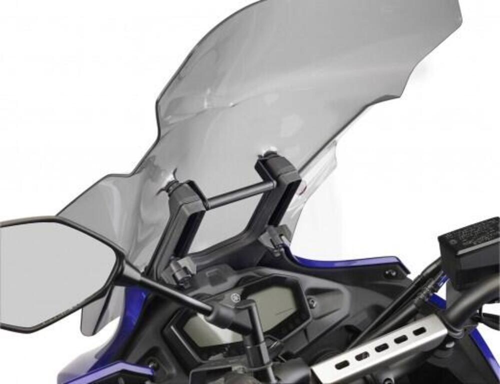 Givi FB2130 traversono porta navigatore per Yamaha
